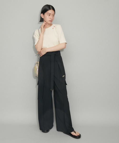 ADAM ET ROPE'（アダムエロペ）の「【WEB限定・洗える】ハートTシャツ（Tシャツ/カットソー・レディース・ブラック/ネイビー/キナリ・FREE）」の8枚目の写真