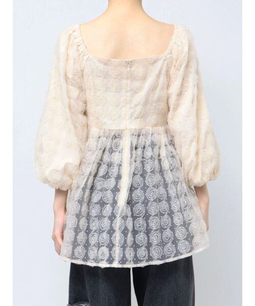 CALNAMUR（カルナムール）の「3Dローズチュールブラウス（シャツ/ブラウス・レディース・ピンク/ブラック/アイボリー・FREE）」の15枚目の写真