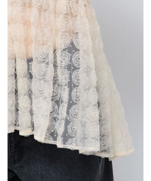 CALNAMUR（カルナムール）の「3Dローズチュールブラウス（シャツ/ブラウス・レディース・ピンク/ブラック/アイボリー・FREE）」の18枚目の写真