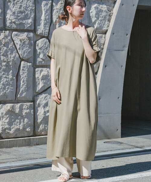 ITEMS URBANRESEARCH(アイテムズ アーバンリサーチ)の「オリガミタックリネンレーヨンワンピース(ワンピース・レディース・ブラック/ライトベージュ/モカ・FREE)」の2枚目の写真
