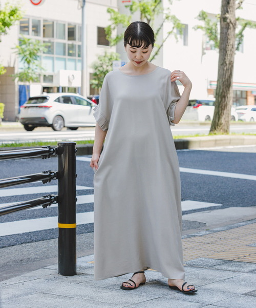 ITEMS URBANRESEARCH(アイテムズ アーバンリサーチ)の「オリガミタックリネンレーヨンワンピース(ワンピース・レディース・ブラック/ライトベージュ/モカ・FREE)」の11枚目の写真