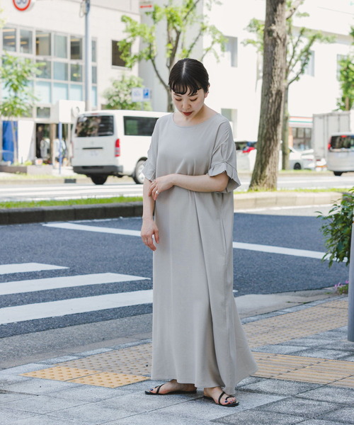 ITEMS URBANRESEARCH(アイテムズ アーバンリサーチ)の「オリガミタックリネンレーヨンワンピース(ワンピース・レディース・ブラック/ライトベージュ/モカ・FREE)」の13枚目の写真
