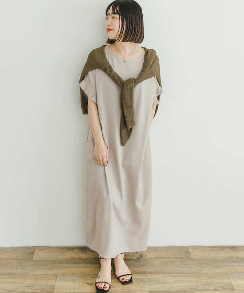 ITEMS URBANRESEARCH(アイテムズ アーバンリサーチ)の「オリガミタックリネンレーヨンワンピース(ワンピース・レディース・ブラック/ライトベージュ/モカ・FREE)」の16枚目の写真