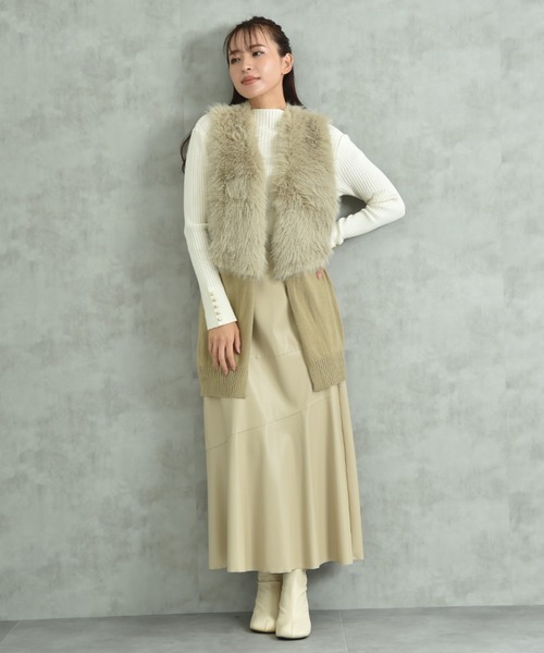 INTERPLANET（インタープラネット）の「フェイクファー切替ロングジレ