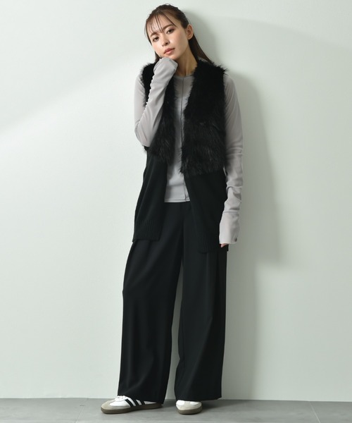 INTERPLANET（インタープラネット）の「フェイクファー切替ロングジレ