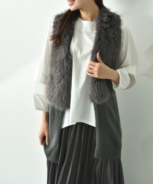 INTERPLANET（インタープラネット）の「フェイクファー切替ロングジレ
