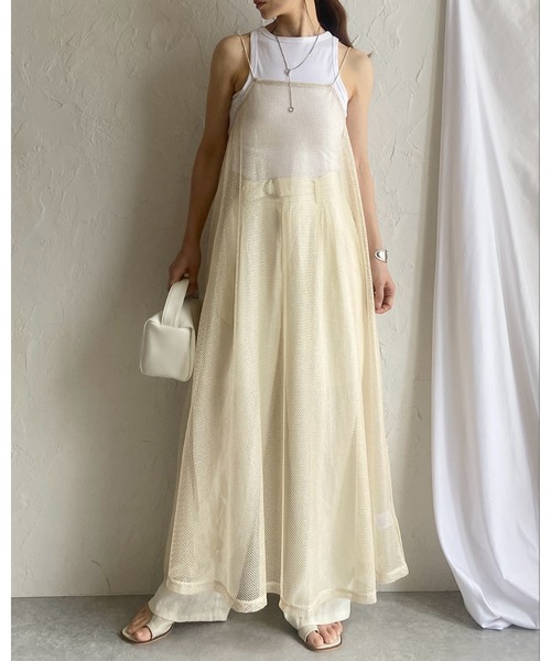 She's Closet(シーズクローゼット)の「バックオープンドロスト透かし柄ラメシアーロング丈カットメッシュキャミワンピース(ワンピース・レディース・シルバー/アイボリー/ブラック・FREE)」の10枚目の写真