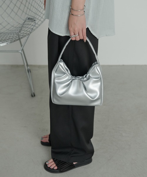 Aunt Marie's（アントマリーズ）の「タックスクエアハンドバッグ/ミニ