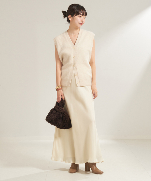 plage（プラージュ）の「Fur ベスト（ニット/セーター・レディース・ブラック/アイボリー・FREE）」の6枚目の写真