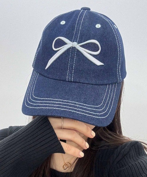 NANEA（ナネア）の「リボン刺繍キャップ（キャップ・レディース・ホワイト×ネイビー/ネイビー/ブラック×ホワイト/ピンク/ライトピンク/ブラック×ピンク/ホワイト×ピンク/ブルー/チャコールグレー・フリー）」の19枚目の写真