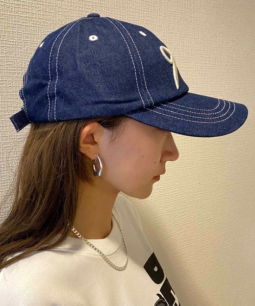 NANEA（ナネア）の「リボン刺繍キャップ（キャップ・レディース・ホワイト×ネイビー/ネイビー/ブラック×ホワイト/ピンク/ライトピンク/ブラック×ピンク/ホワイト×ピンク/ブルー/チャコールグレー・フリー）」の17枚目の写真