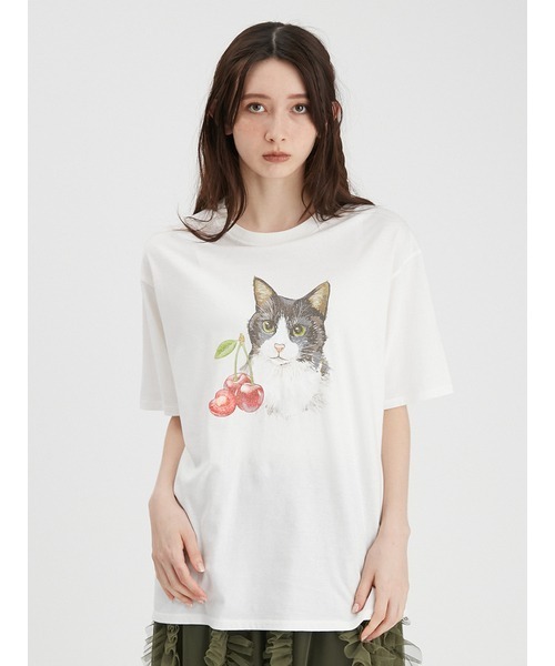 FURFUR（ファーファー）の「【上國料萌衣コラボ】キャットチェリーTシャツ（Tシャツ/カットソー・レディース・チャコールグレー/オフホワイト/ブルー・2/0）」の15枚目の写真