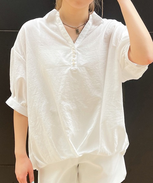 GORGE(ゴージ)の「《パールボタン×スキッパー》レディース ブラウス 抜け感 ゆったりシルエット 春夏秋(シャツ/ブラウス・レディース・オフホワイト/イエロー/ラベンダー/ピンク・F)」の2枚目の写真