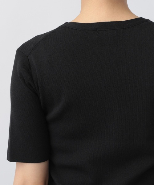 A part by（アパートバイ）の「FROZZEEニットTシャツ（Tシャツ/カットソー・レディース・グリーン/ベージュ/ブラック/アイボリー・FREE）」の18枚目の写真