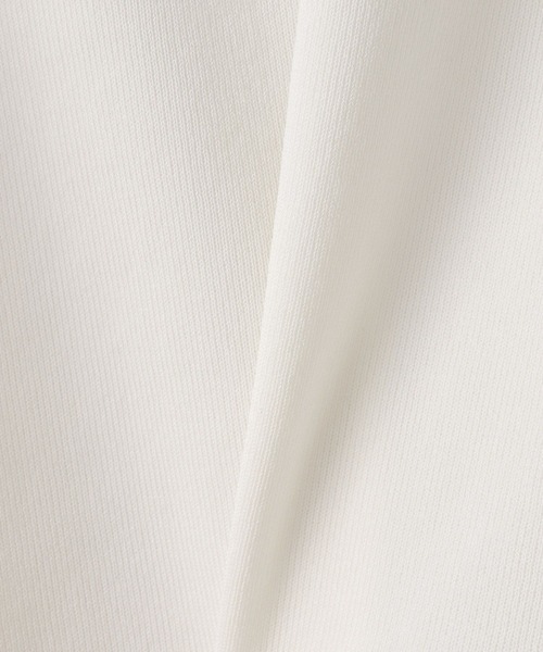 A part by（アパートバイ）の「FROZZEEニットTシャツ（Tシャツ/カットソー・レディース・グリーン/ベージュ/ブラック/アイボリー・FREE）」の13枚目の写真