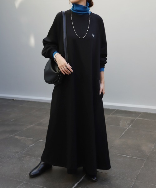 HUG.U（ハグユー）の「スウェットワンピ（ワンピース・レディース・ブラック/グレー/ブルー・FREE）」の4枚目の写真