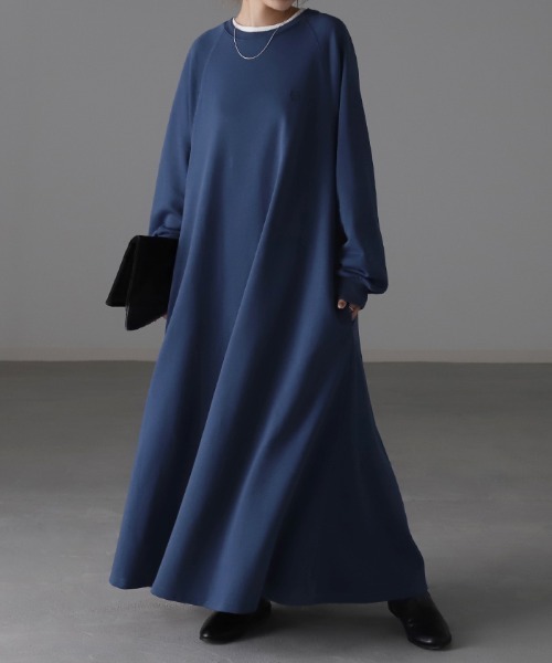 HUG.U（ハグユー）の「スウェットワンピ（ワンピース・レディース・ブラック/グレー/ブルー・FREE）」の16枚目の写真