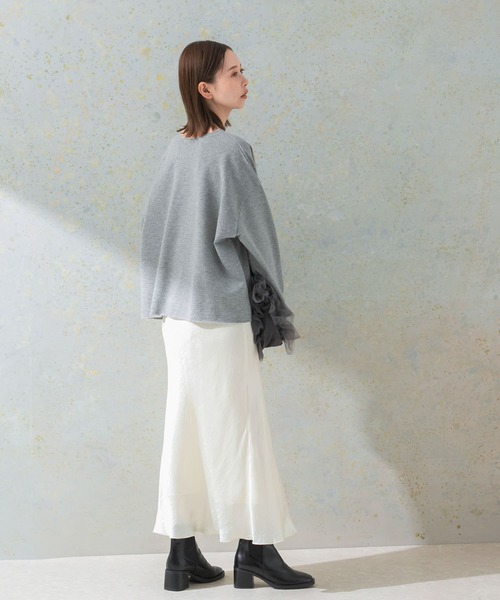 URBAN RESEARCH ROSSO WOMEN(アーバンリサーチ ロッソ)の「ラメVネックプルオーバー(Tシャツ/カットソー・レディース・グレー/オフホワイト・FREE)」の18枚目の写真