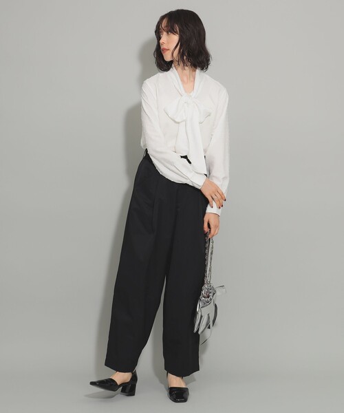 Ray BEAMS（レイビームス）の「カット ドビー ボウタイ ブラウス（シャツ/ブラウス・レディース・ホワイト/ブラック・ONE SIZE）」の5枚目の写真