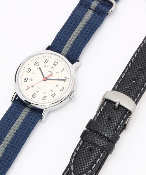TIMEX(タイメックス)の「TIMEX / WEEKENDER 2BAND SET SPECIAL(アナログ腕時計・メンズ・ホワイト/ブラック・ONE SIZE)」の2枚目の写真