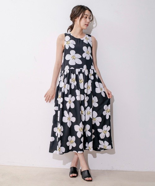 Jayro（ジャイロ）の「イラストフラワー柄ノースリーブワンピース　C38 830A（ワンピース・レディース・ブラック/グリーン・FREE）」の9枚目の写真