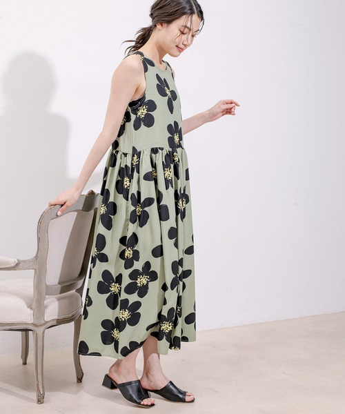 Jayro（ジャイロ）の「イラストフラワー柄ノースリーブワンピース　C38 830A（ワンピース・レディース・ブラック/グリーン・FREE）」の11枚目の写真