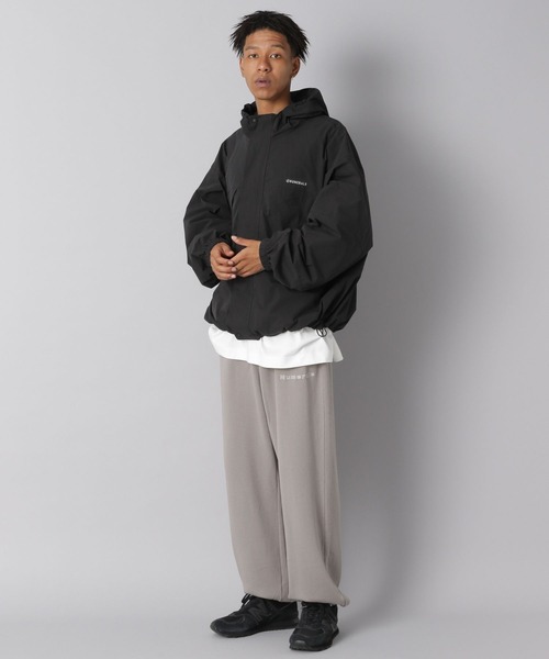 NUMERALS（ヌメラルズ）の「【NUMERALS】ショートマウンテンパーカー（マウンテンパーカー・メンズ・カーキ/ブラック/チャコール/ネイビー・LARGE/MEDIUM）」の6枚目の写真