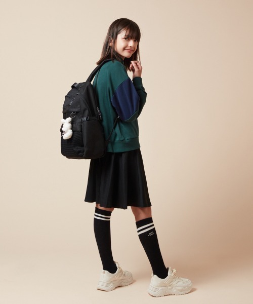 a.v.v（アーヴェヴェ）の「[KIDS]【大容量/修学旅行/林間学校】ナイロンリュック（バックパック/リュック・キッズ・ブラック・120）」の6枚目の写真