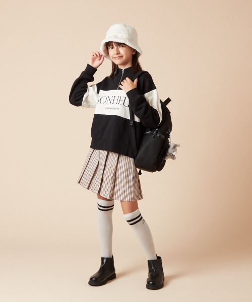 a.v.v（アーヴェヴェ）の「[KIDS]【大容量/修学旅行/林間学校】ナイロンリュック（バックパック/リュック・キッズ・ブラック・120）」の10枚目の写真