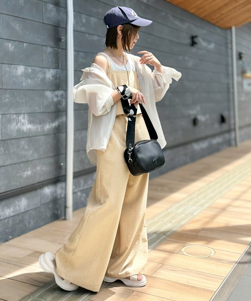 classicalelf（クラシカルエルフ）の「毎日のコーディネートに華を添える。リネンライクフリルビスチェサロペット（サロペット/オーバーオール・レディース・チャコール/ベージュ/ブラック・X-LARGE/LARGE/MEDIUM/SMALL）」の14枚目の写真