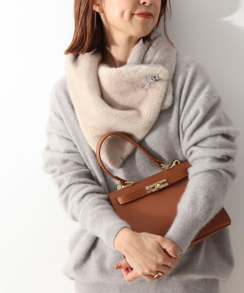 NOLLEY’S（ノーリーズ）の「エコファーアシメリバーシブルティペット（ストール/ショール・レディース・グレー系その他・FREE）」の9枚目の写真