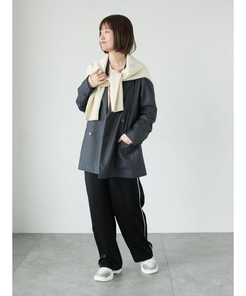 Lugnoncure(ルノンキュール)の「サテンラインパンツ(その他パンツ・レディース・グレー/ブラウン/ブラック・F)」の6枚目の写真