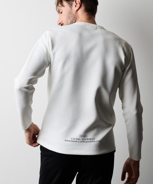 HIDEAWAYS NICOLE（ハイダウェイニコル）の「ストレッチポンチロゴプリント長袖Tシャツ（Tシャツ/カットソー・メンズ・オフホワイト/ブラック・MEDIUM/LARGE/X-LARGE）」の3枚目の写真