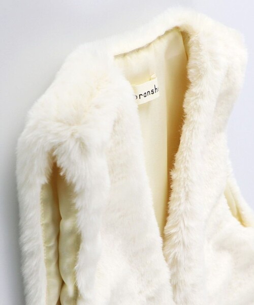 BRANSHES（ブランシェス）の「ファーベスト（ベスト・キッズ・アイボリー・S/L/M）」の4枚目の写真