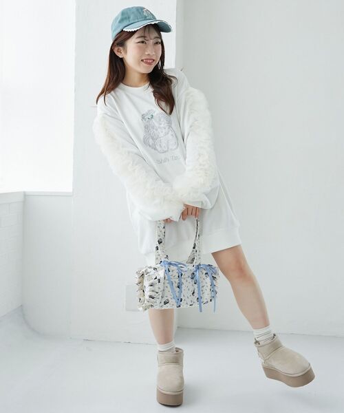 MAJESTIC LEGON（マジェスティックレゴン）の「SZKコラボ フラワーフリルバッグ（ハンドバッグ・レディース・ブルー系その他2/イエロー系その他/ピンク系その他2・FREE）」の8枚目の写真