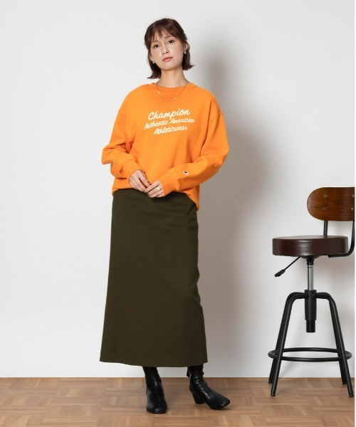 Champion（チャンピオン）の「Champion(チャンピオン)【レディース】裏起毛クルーネックスウェット（スウェット・レディース・グレー/ネイビー/オレンジ/ホワイト・S/M/L/XL）」の16枚目の写真