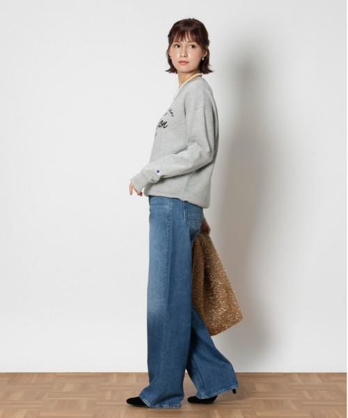 Champion（チャンピオン）の「Champion(チャンピオン)【レディース】裏起毛クルーネックスウェット（スウェット・レディース・グレー/ネイビー/オレンジ/ホワイト・S/M/L/XL）」の17枚目の写真