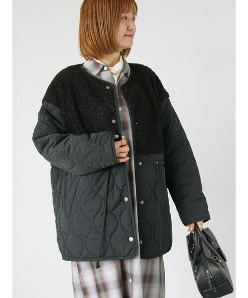 Lugnoncure（ルノンキュール）の「ボアキルト切替コート（その他アウター・レディース・オフホワイト/ブラック/カーキ・F）」の3枚目の写真