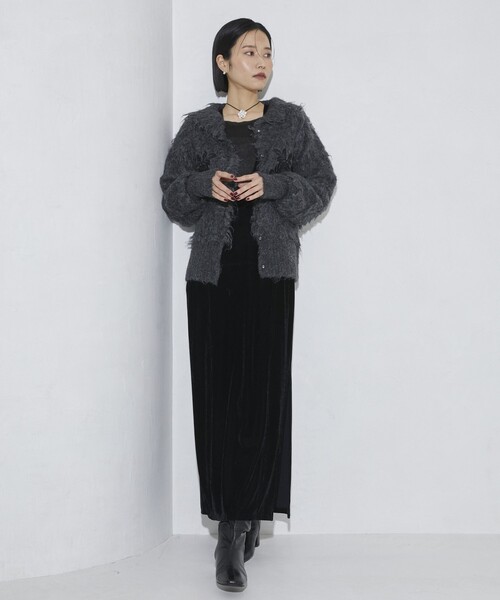 Firsthand(ファーストハンド)の「Firsthand/ファーストハンド ローズ刺繍シャギーニットカーディガン(カーディガン/ボレロ・レディース・オフホワイト/チャコールグレー/サックスブルー・FREE)」の16枚目の写真