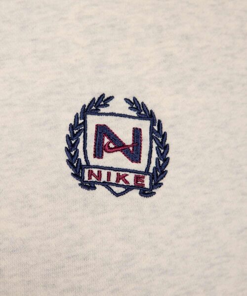 NIKE（ナイキ）の「《セットアップ対応商品》ナイキ スポーツウェア ウィメンズ オーバーサイズド 1/2ジップ クロップ フリース スウェットシャツ / Nike Sportswear Women's Oversized 1/2-Zip Crop Fleece Sweatshirt FZ4737-141 Oatmeal Heather（スウェット・レディース・ベージュ・2XL/L/M/S/XL/XS）」の4枚目の写真