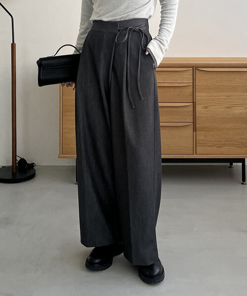 CAPRICIEUX LE'MAGE（カプリシューレマージュ）の「ラップリボンパンツ（その他パンツ・レディース・ブラック/ベージュ・36/38）」の2枚目の写真