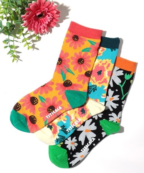 チチカカ（チチカカ）の「エスニックフラワーソックス 23-25cm（ソックス/靴下・レディース・イエロー/ブラック/ブルー・FREE）」の4枚目の写真