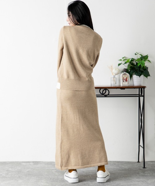 MILLION CARATS（ミリオンカラッツ）の「フェイクレイヤード ニットカーデ＆リラックススカートセット（アンサンブル・レディース・ブラウン/グレー・FREE）」の4枚目の写真