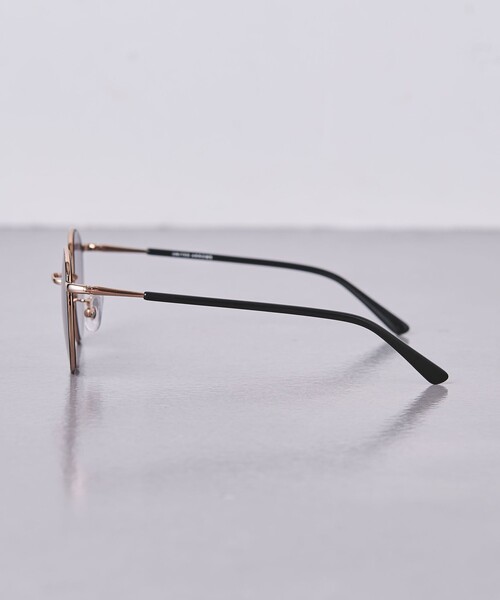 UNITED ARROWS(ユナイテッドアローズ)の「メタルフレーム サングラス(サングラス・レディース・ゴールド/ブラック・FREE)」の7枚目の写真