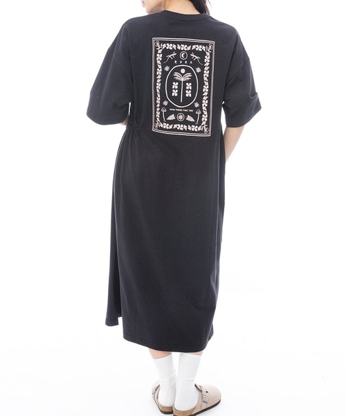 RVCA（ルーカ）の「RVCA/ルーカ Tシャツワンピース BF043-391（ワンピース・レディース・ホワイト/ブラック・S/M）」の2枚目の写真