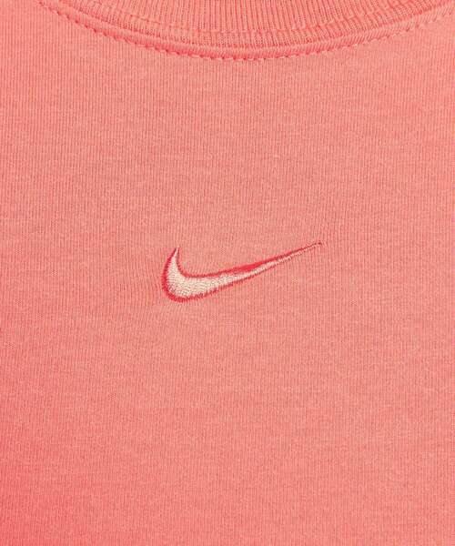 NIKE（ナイキ）の「ナイキ スポーツウェア チル ニット ウィメンズ Tシャツ / Nike Sportswear Chill Knit Women's T-Shirt FV5509-814 Magic Ember（Tシャツ/カットソー・レディース・レッド系その他・2XL/L/M/S/XL/XS）」の4枚目の写真