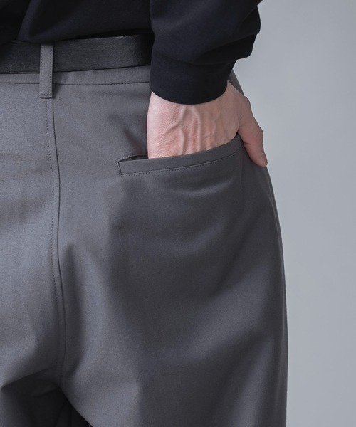 BROWNY(ブラウニー)の「BROWNY/TRベルト付きスラックス(スラックス・メンズ・ダークグレー/ブラック・LARGE/MEDIUM)」の22枚目の写真