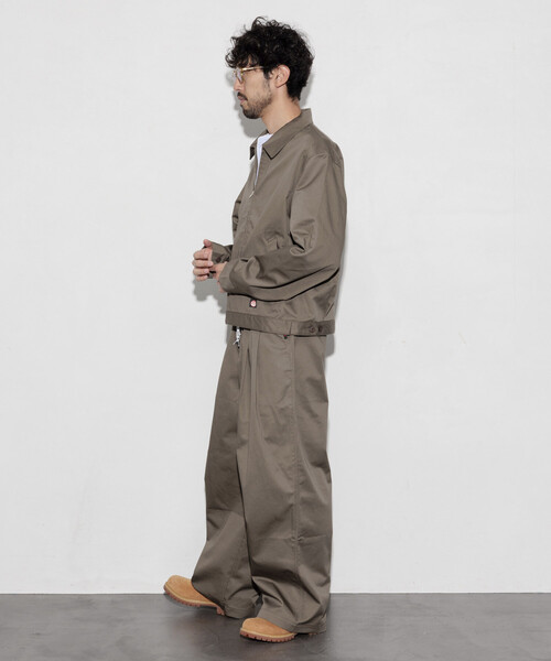 RED KAP（レッドキャップ）の「RED KAP/レッドキャップ 別注 SMU PT-38 2TUCK BAGGY WIDE TWILL PANTS/バギーパンツ/ワイドフィット（チノパンツ・メンズ・チャコールグレー/ブラック/ベージュ/ブラウン/オリーブ・LARGE/MEDIUM）」の10枚目の写真