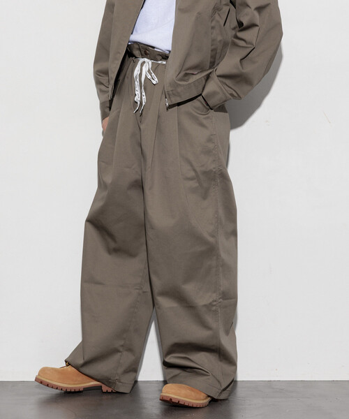 RED KAP（レッドキャップ）の「RED KAP/レッドキャップ 別注 SMU PT-38 2TUCK BAGGY WIDE TWILL PANTS/バギーパンツ/ワイドフィット（チノパンツ・メンズ・チャコールグレー/ブラック/ベージュ/ブラウン/オリーブ・LARGE/MEDIUM）」の19枚目の写真
