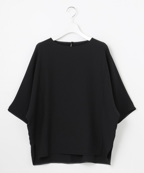 23区 L(ニジュウサンクオオキイサイズ)の「【吸水速乾/UVカット/接触冷感】ストレッチジョーゼット ドルマン カットソー(Tシャツ/カットソー・レディース・ネイビー系/ベージュ系/ダークブラウン系/ブラック系・46/44)」の15枚目の写真